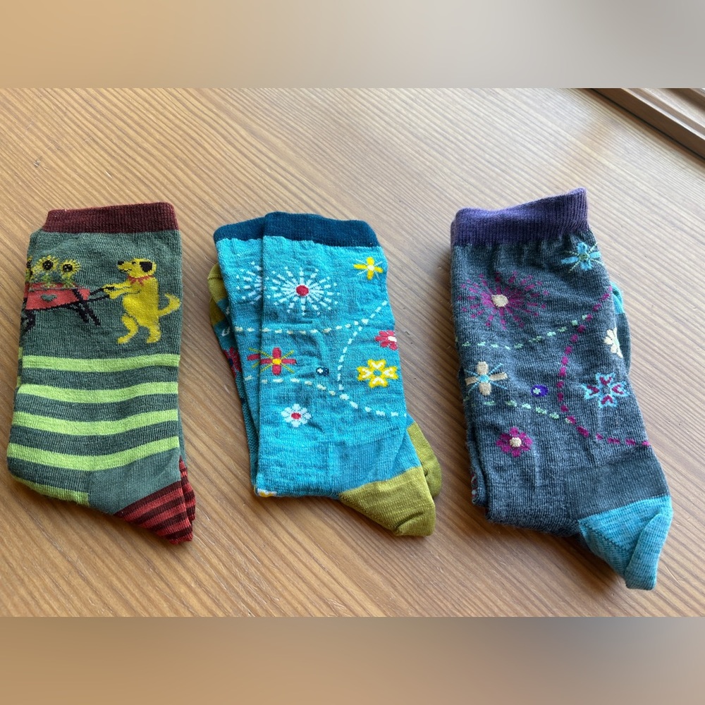 Bundle of Darn Tough socks. EUC and NWOT